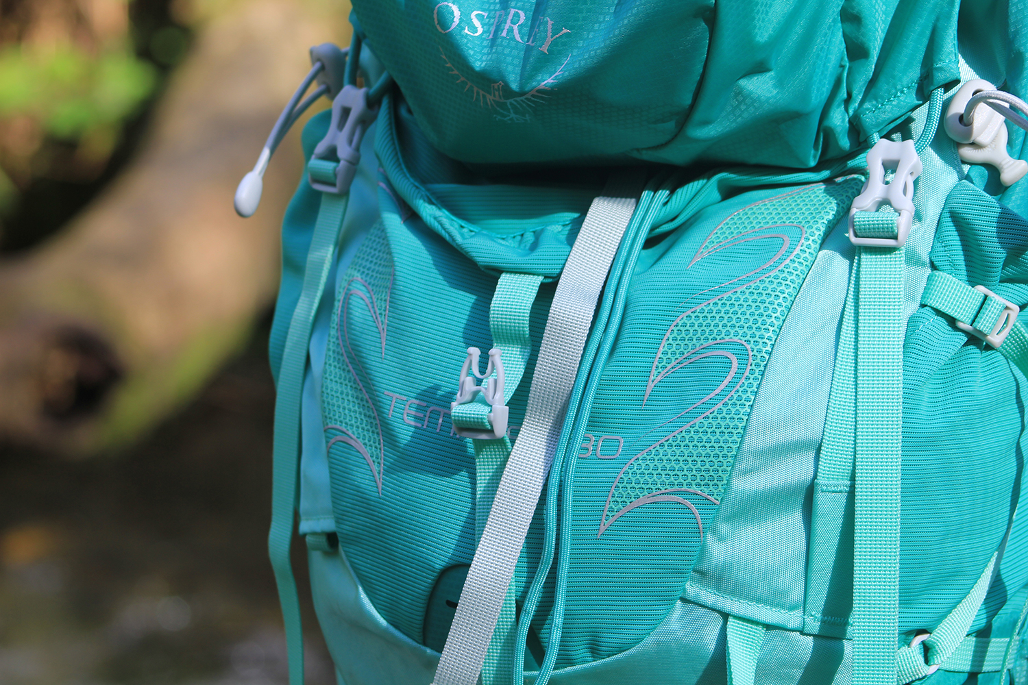 Reviewing The Osprey Womens Tempest 30ltr Hiking Backpack
