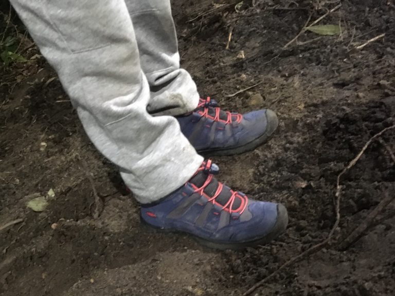 KEEN boys walking boots