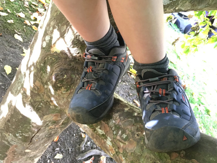 kids keen hiking shoes
