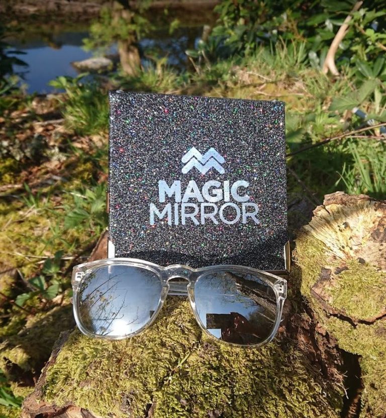 Magic Mirror Compact