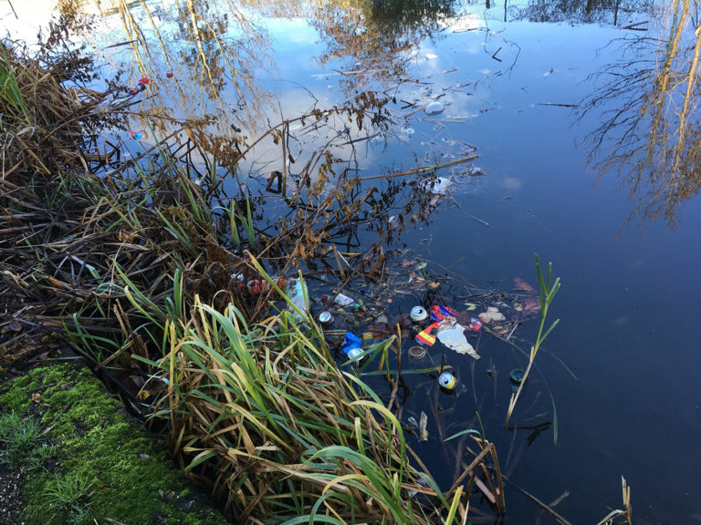 NEWS | Canal & River Trust Launches Waterways Plastics Challenge