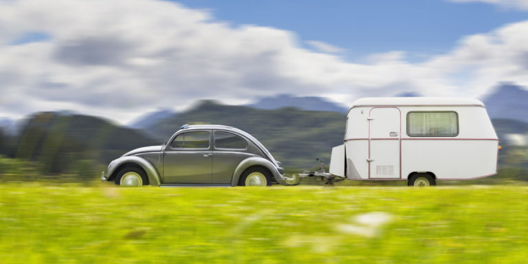advantages of having a camping trailer