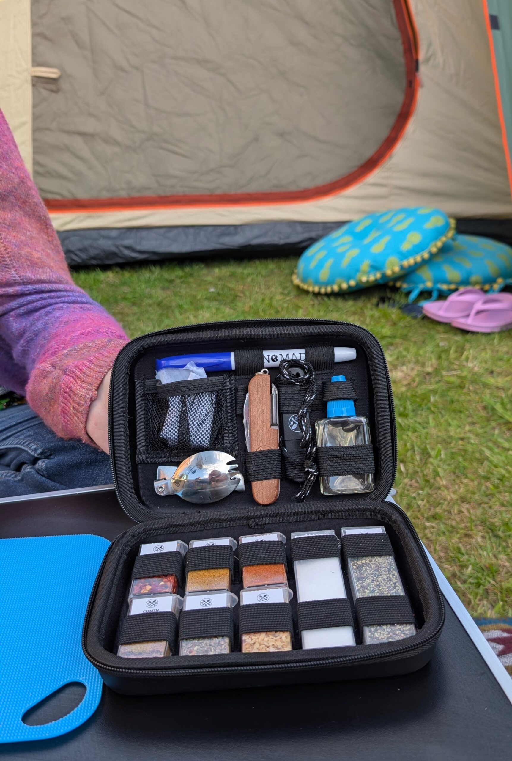 The Nomads Kitchen camping cooking kit