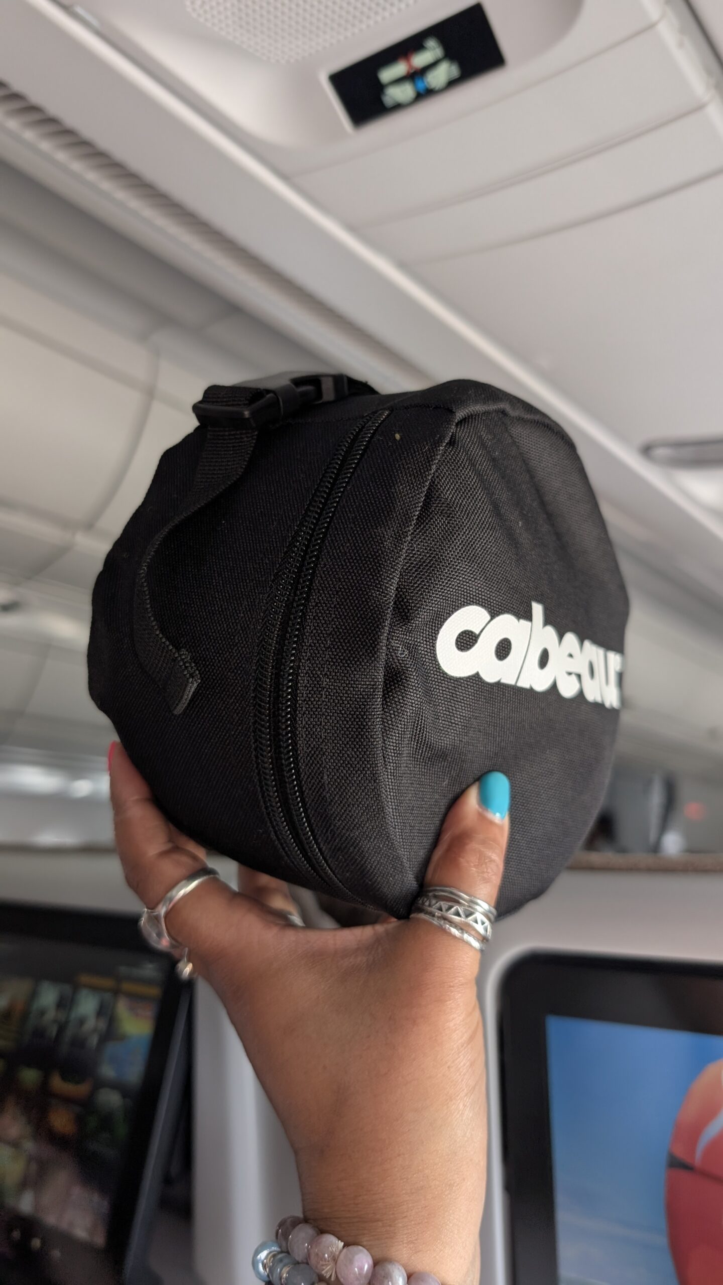 Cabeau Evolution S3 travel