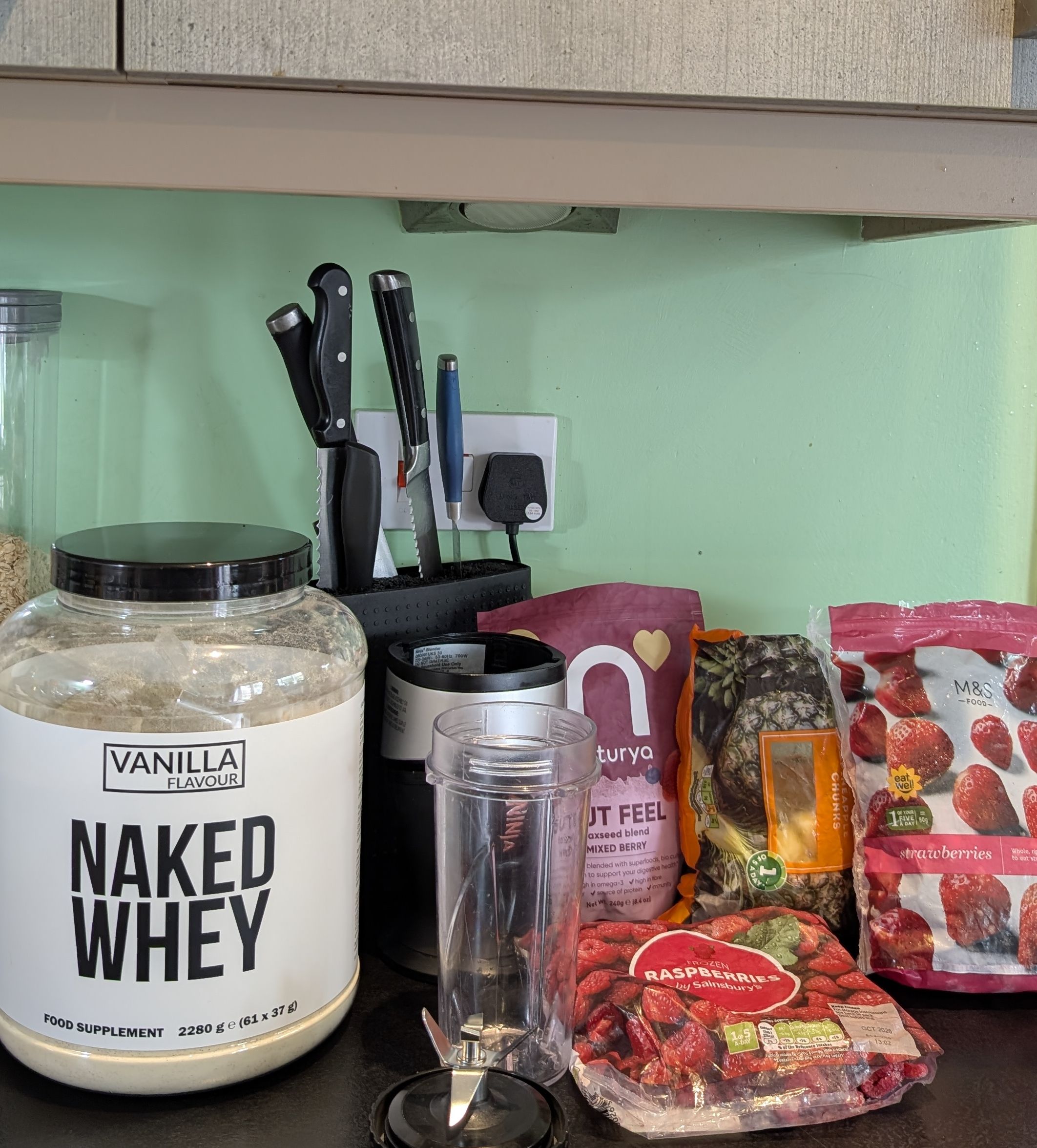Naked Nutrition Whey Protein Powder Review